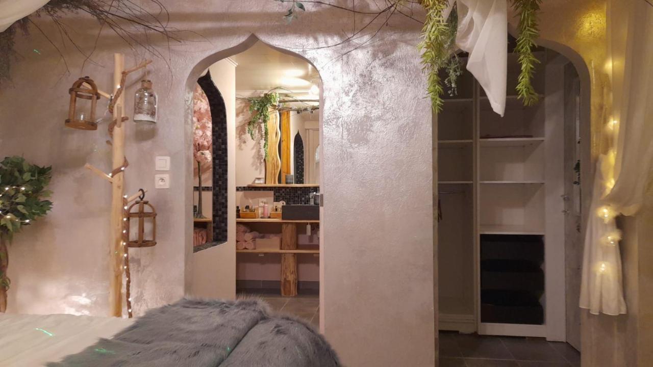 Hôtel Le Feerica à Érezée Extérieur photo