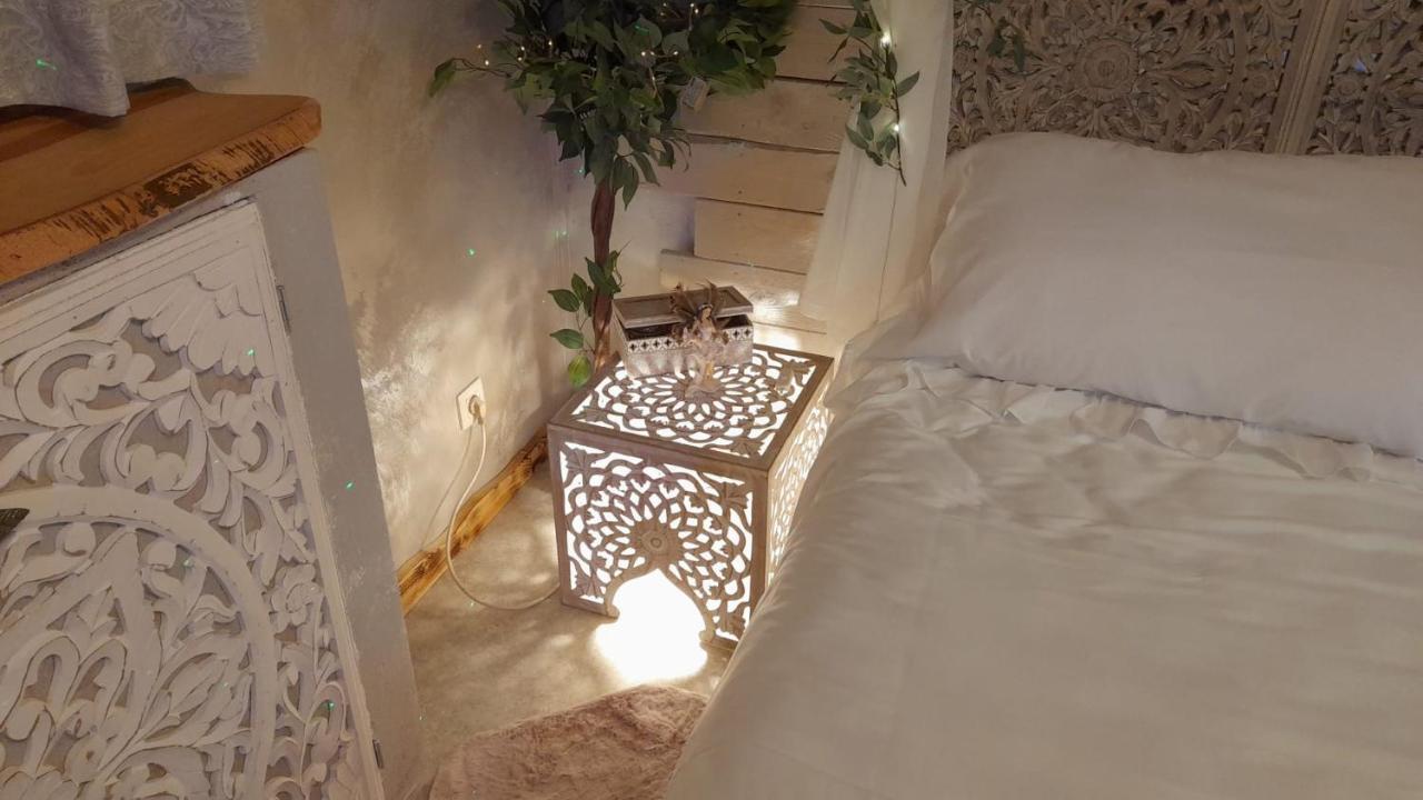 Hôtel Le Feerica à Érezée Extérieur photo